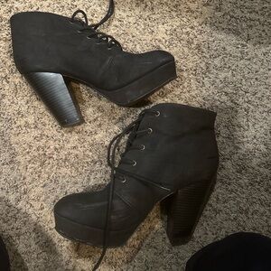 Stylish Black Women's Platform Ankle Boots